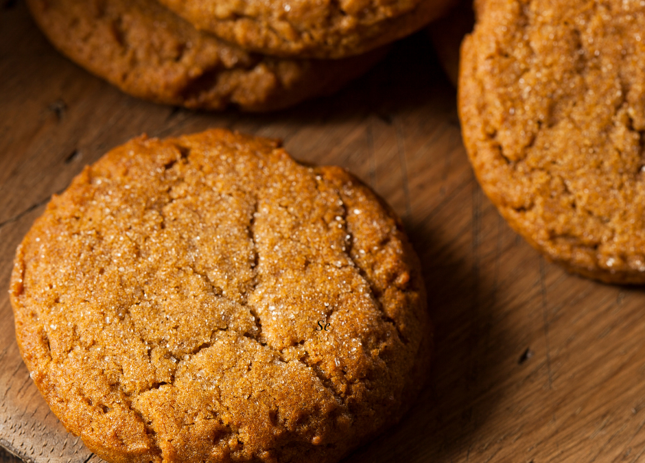 Chewy Molasses Cookies